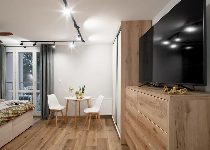Nowy Swiat Suite Breslau