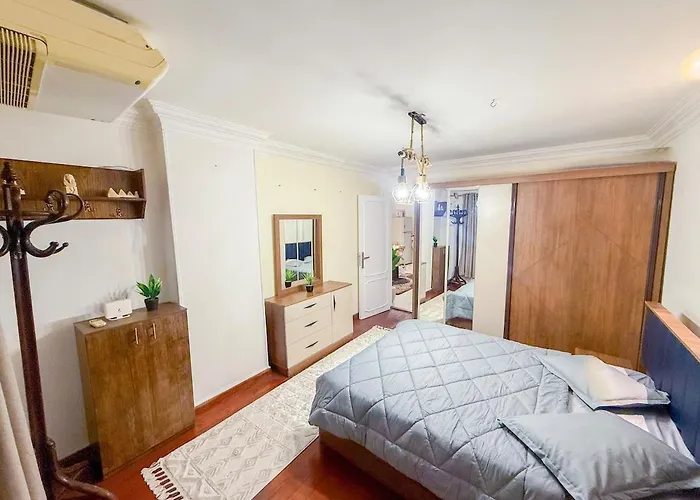 Ferienwohnung Downtown Oasis Stylish 1Br Near Tahrir Sq Kairo