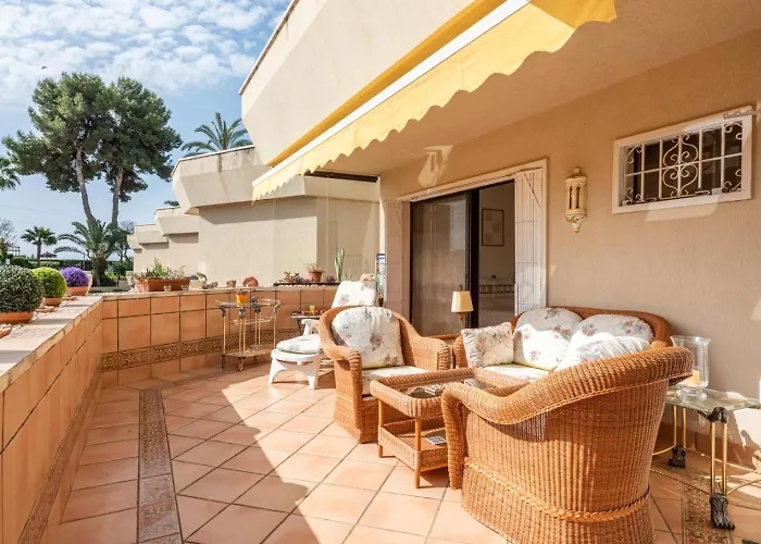 Atalaya Charming 1 Bedroom Apartment Estepona