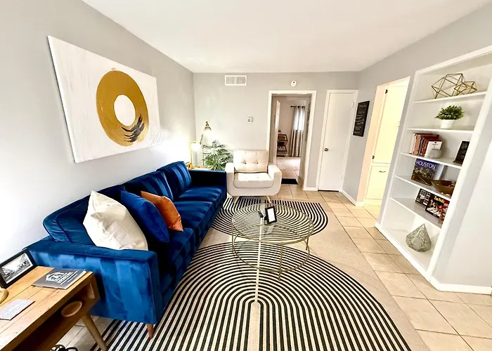 Montrose Stays Spotless Full Apt! Free Parking!!! An Art Lover'S Dream Houston