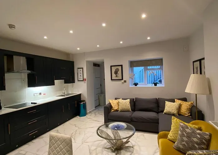 Ferienwohnung New Elegant 2 Bed Flat In Chiswick London