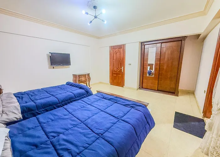 Big Flat In Dokki Twin Room Private Bathroom Kairo