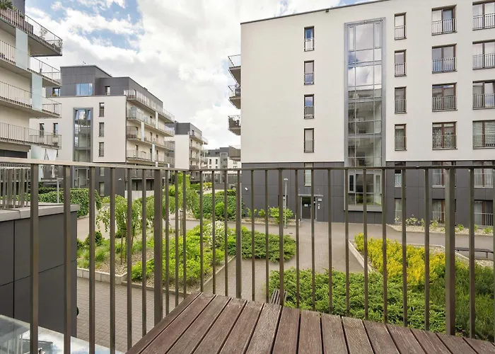 Elegant Apartment Slezna In Wroclaw With Parking By Noclegi Renters