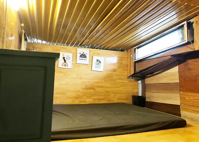 Green Leaf House - Homestay In Đà Lạt