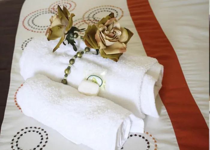 Paljas En Kandas Guest House Kimberley