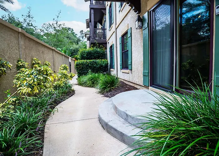 Updated New Floors - Secluded Courtyard 5107-1 St. Augustine