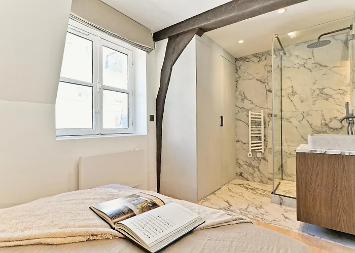 Elegant Esprit Suite D'Hotel Paris