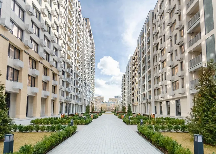 Ввв!5-104A Yaroslaviv Grad, Bulvarno Kudriavska 17, Kyiv Centre, Golden Gate Metro Nearby, Fantastic City View, 15 Kw Backup Power, Petrovdom Apartment
