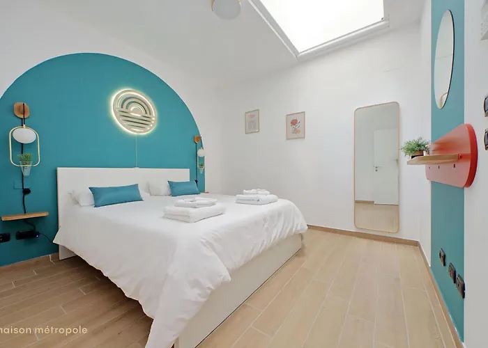 Ferienwohnung Color House, Roof Garden & Parking Rom