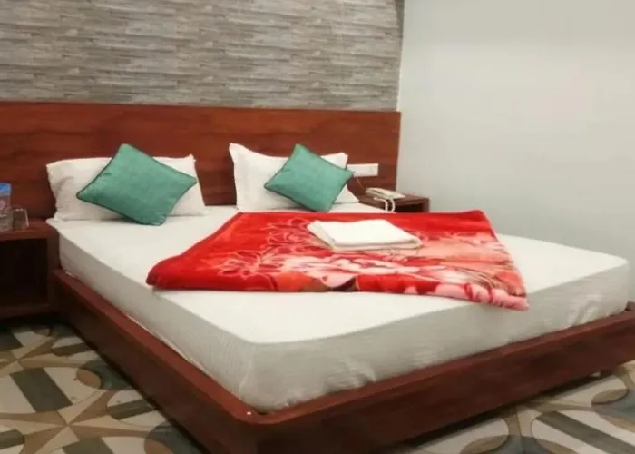 Hotel Mangal Inn Jāmb