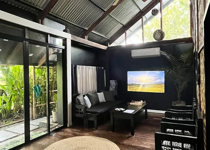 Villa Ying Yang House Catangnan General Luna 
