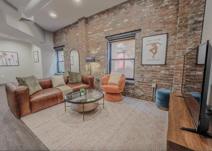 Charming 1 Bedroom Apt Laundry In Unit Boston