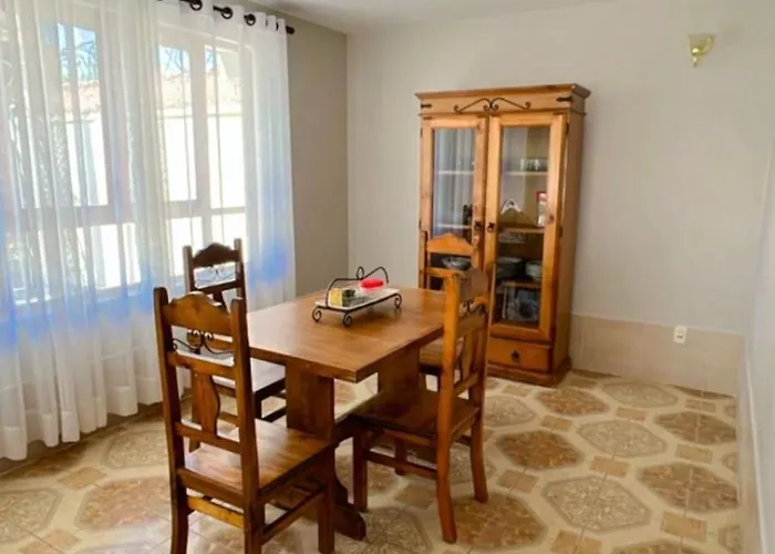 Comodo Apartamento En Casa Familiar Cochabamba