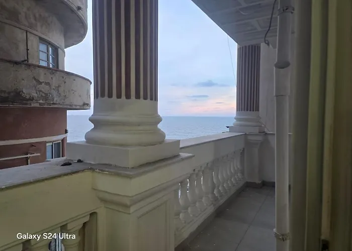 Stanley Bridge Apartment Alexandria