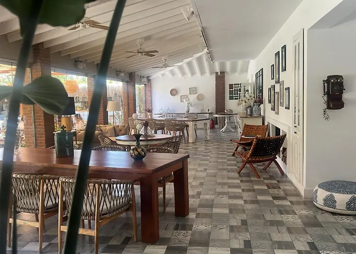 Cadde75 Alacati Çeşme