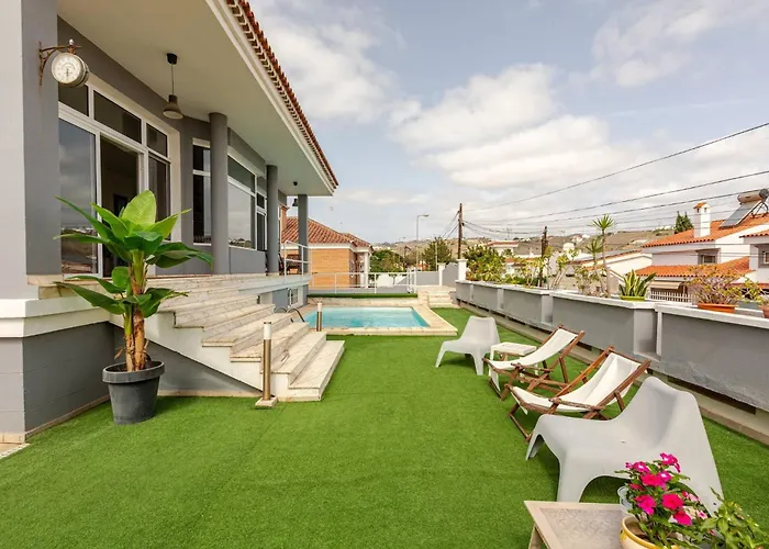 SPECTACULAR VILLA PARKiNG POWERFUl WiFi SEAViEW Las Palmas / Gran Canaria