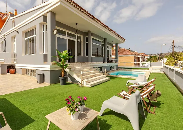 SPECTACULAR VILLA PARKiNG POWERFUl WiFi SEAViEW Las Palmas / Gran Canaria