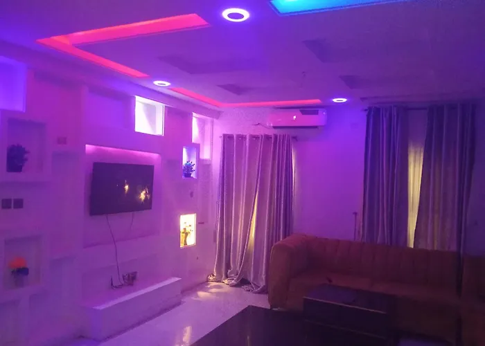 Fab Shortlet Apartment Lekki