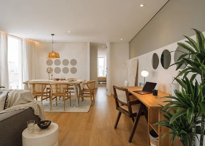 Marzano - 2 Bedrooms And Terrace In Alvalade Lissabon