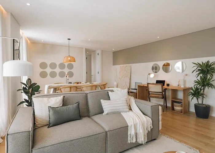Marzano - 2 Bedrooms And Terrace In Alvalade Lissabon