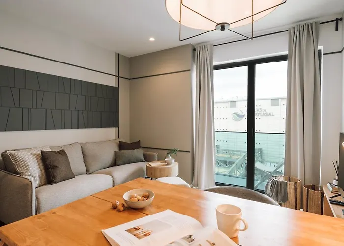 Pampa - 1 Bedroom And Parking In Avenidas Novas Lissabon