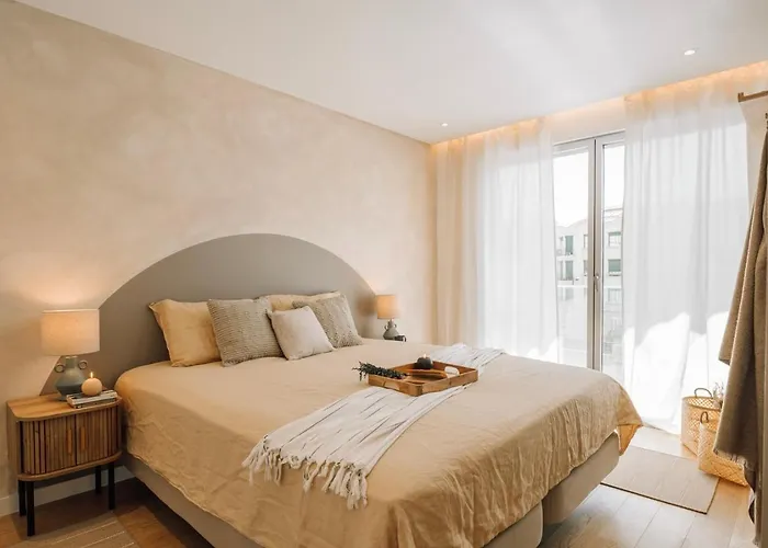 Talamone - 2 Bedrooms And Balcony In Alvalade Lissabon