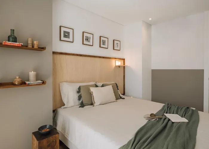 Talamone - 2 Bedrooms And Balcony In Alvalade Lissabon