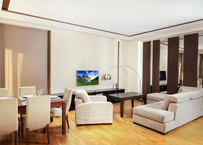 Elegant 2Br L 2Ba Apartment In Central Yerevan Near Seasons Park