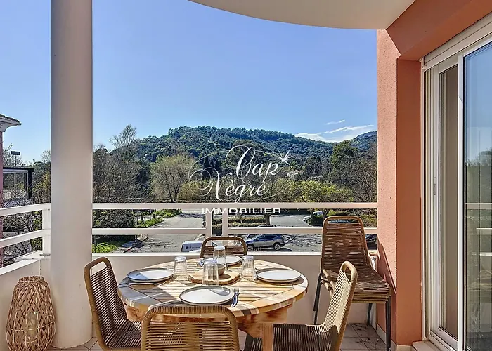 Appartement Classe 3 Etoiles Avec Terrasse A 150 M Plage De Cavaliere - Le Lavandou
