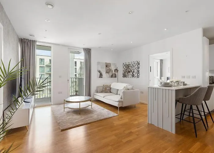 Luxury 2 Bed Apt In Olympic Village London