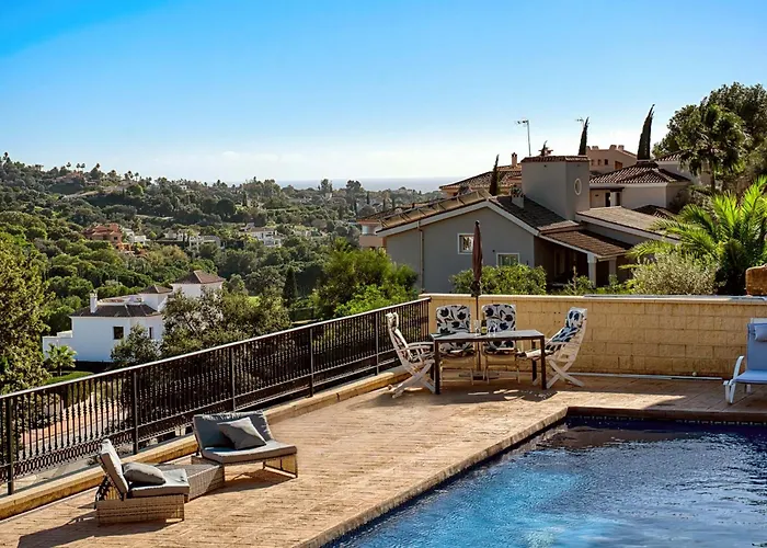 3077 Luxury Villa With Pool And Views In Elviria, Marbella