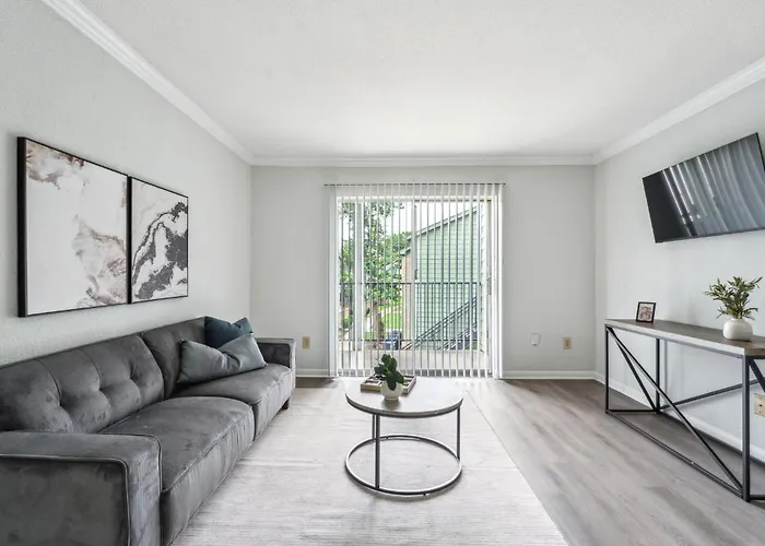 Reserve At Westwood 2300 I Spacious 1 Bed 1 Bath Houston