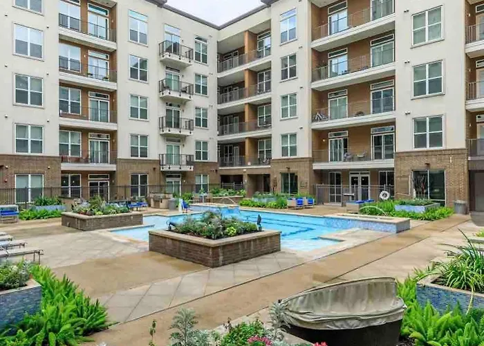 Relax & Enjoy In The City Houston