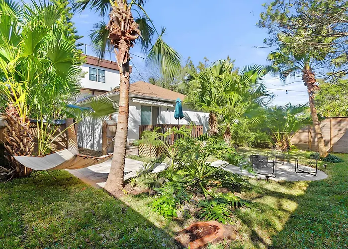Anastasia Island Villa Upper Level Plus Rooftop St. Augustine