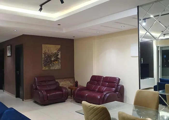 Comfortable Flat Near Everything, Walk To Shops And Beach Agadir