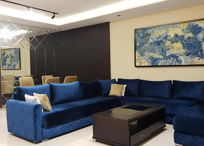 Comfortable Flat Near Everything, Walk To Shops And Beach Agadir