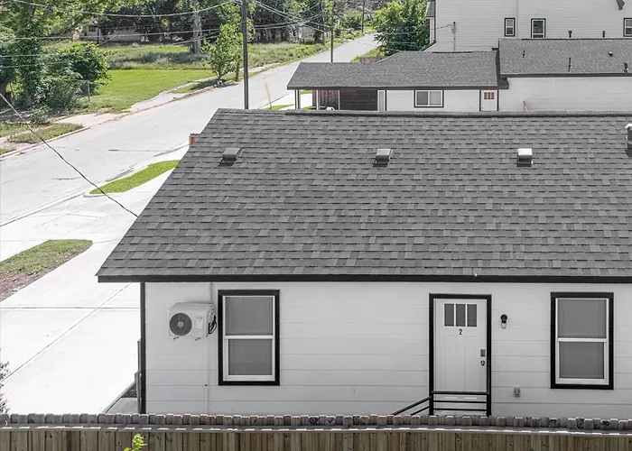 Villa Flat Nr Heights Downtown Games Wifi Tv Pets Houston