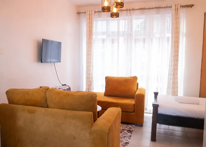 Bed and Breakfast Luxury Den Along Ngong Road, Nairobi-Kenya