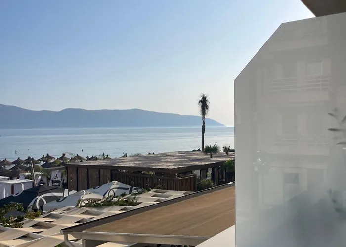 The Blue Pearl Apartments Vlorë