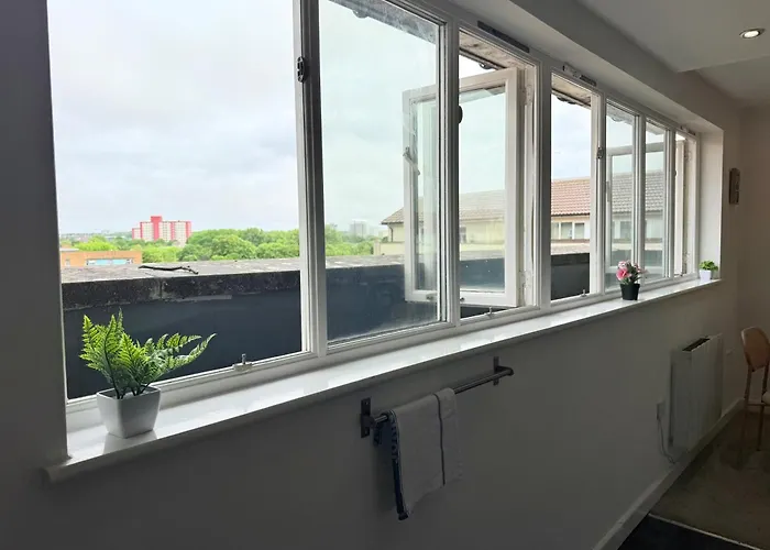 Penthouse With City Views Bristol
