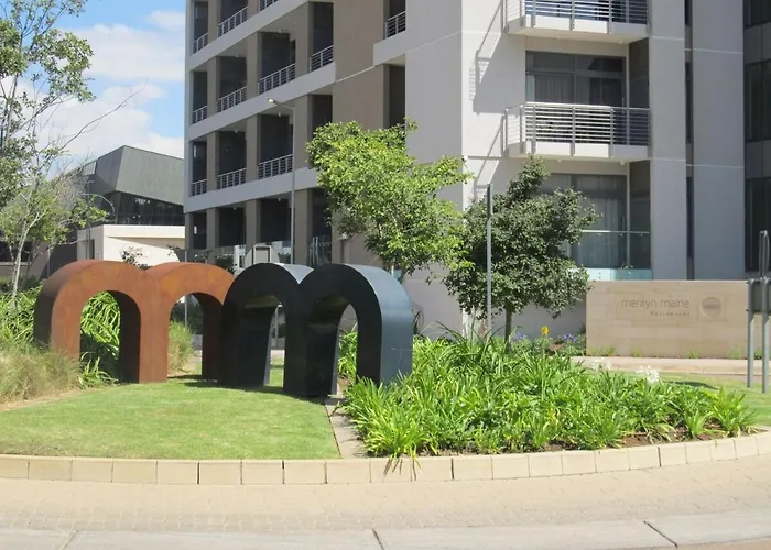 Menlyn Maine Luxury Apartment Pretoria-Noord