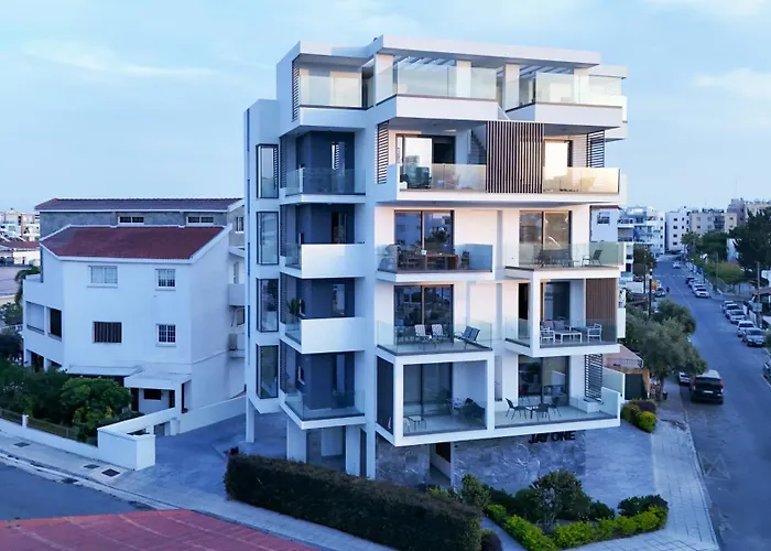 Sunset Balcony And Espresso Station Apartment Larnaka