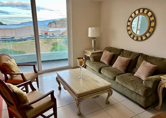 Apartamento En Zona Exclusiva Y Con Seguridad Tegucigalpa