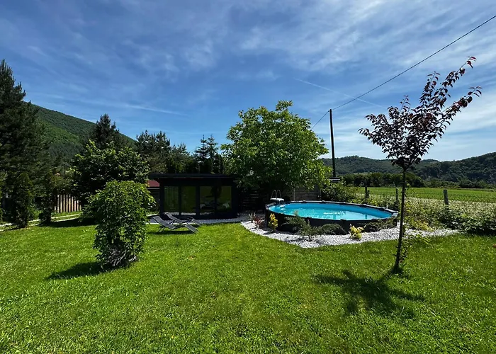 Residence Wood Pool & Spa Visoko