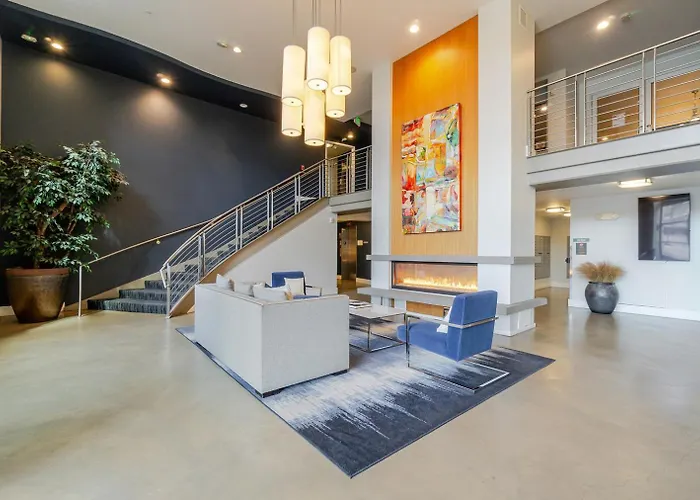 Wallingford 1Br W Lounge Wd Nr Shops Bars Sea-566 Seattle