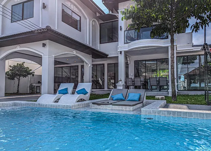 Villa Bella 2 - 7 Bedroom Luxury Pool Villa - 14Min To Walking Street Pattaya