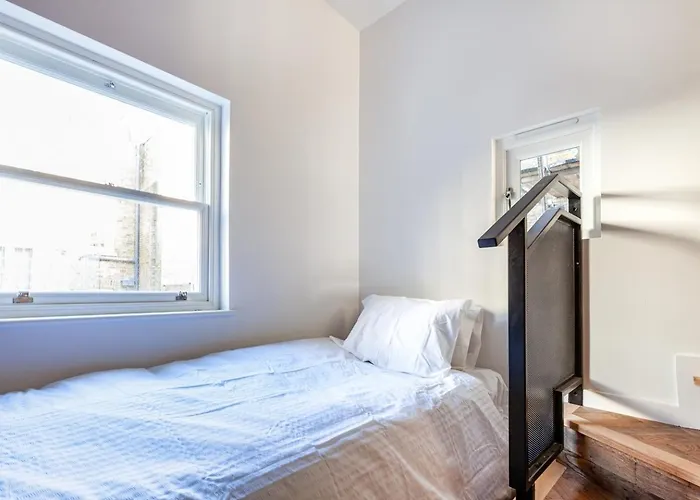 Ferienwohnung 2 Bed Near Victoria Station - 6 London