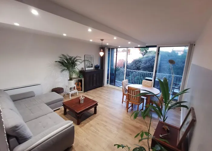 Appartement 6 Personnes Au Calme Montolivet, Proche Dome, L2 Marseilles