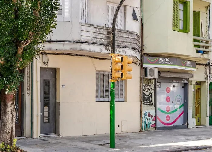 Ferienwohnung Renovated With Private Terrace Next To Parque Rodo Montevideo