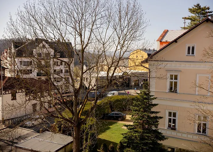 Villa Leopold - Apartmanovy Dum Karlsbad